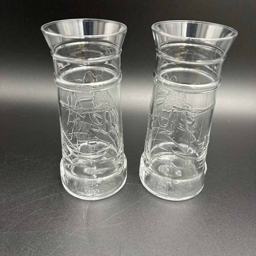 Red Lobster Embossed Lighthouse Crabfest‎ Glass Set of 2 Crab Sailboat NICE